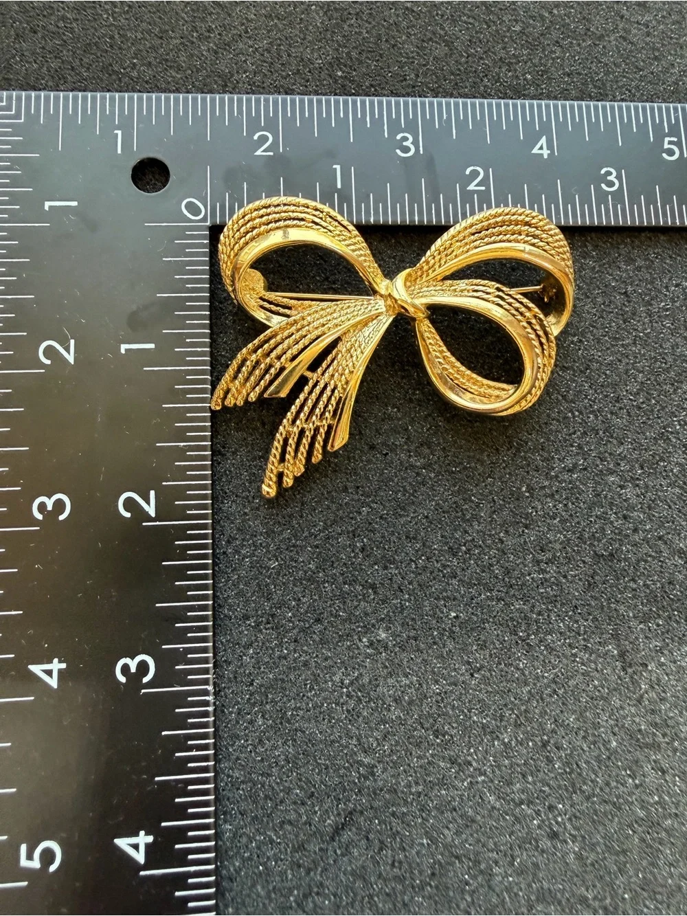 Vintage Napier Gold Tone Ribbon Brooch